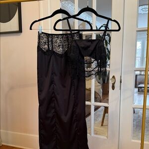God Save Queens Black Lace Skirt Set